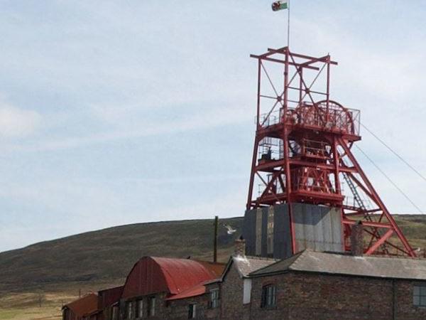 Amser Stori gyda Siôn Corn