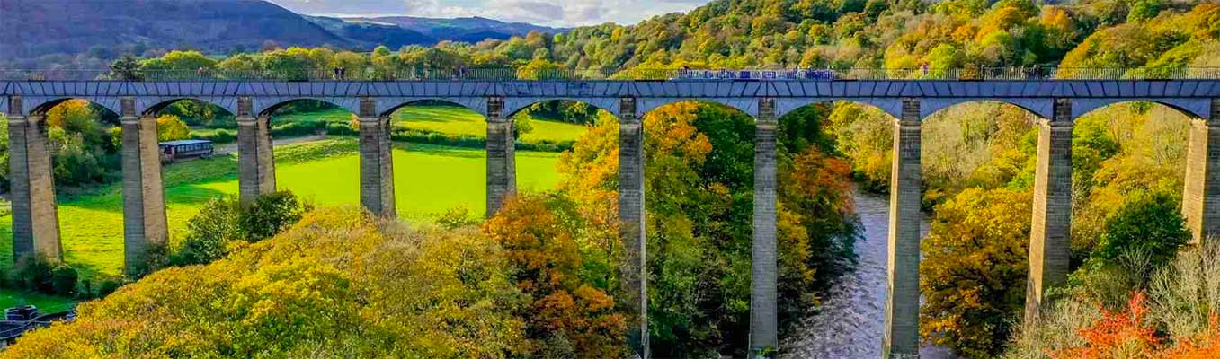 Pontcysyllte Aqueduct and Canal © Visit Wales