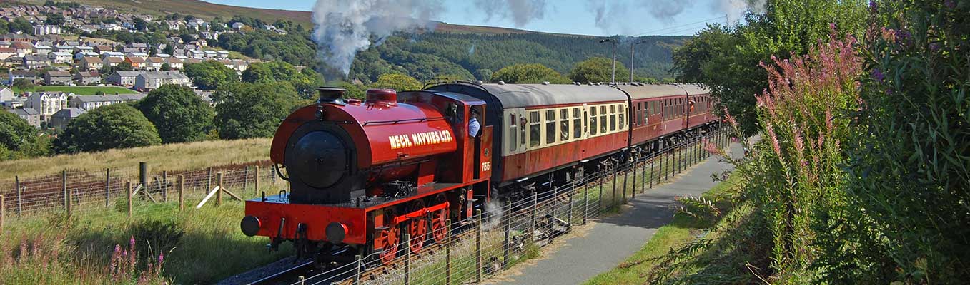 Train at Pontypool and Blaenavon Railway